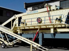 如何選擇礦山機械石頭破碎機，在鄭州購買碎石機認準(zhǔn)價格誠信廠家