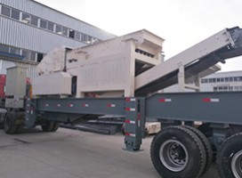 建筑垃圾破碎機(jī)-鄭州中意YPC移動式破碎篩分站開赴南陽