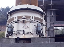 時(shí)產(chǎn)100噸碎石生產(chǎn)線全套設(shè)備在江蘇順利投產(chǎn)，出3種料