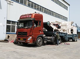 混凝土破碎機(jī):中意移動(dòng)式建筑垃圾處理設(shè)備助力邳州公路建設(shè)