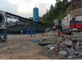 湖南長沙時產(chǎn)80噸建筑垃圾回收再利用設備引進鄭州中意礦機